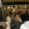 Gedränge -wie hier in der Berliner S-Bahn- hersscht auch bei uns (Foto:Spiegel)